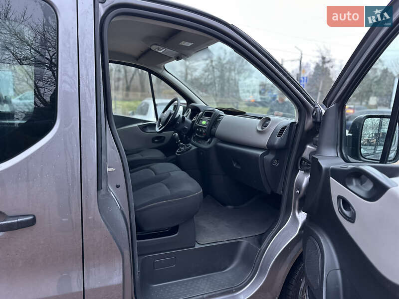 Минивэн Renault Trafic 2018 в Ровно