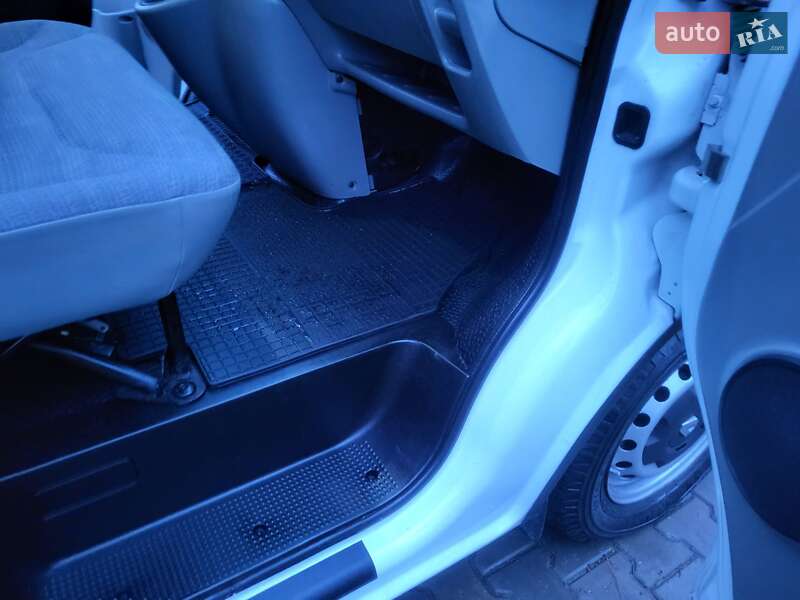 Минивэн Renault Trafic 2011 в Хмельницком фото 65 Минивэн Renault Trafic 2011 в Хмельницком