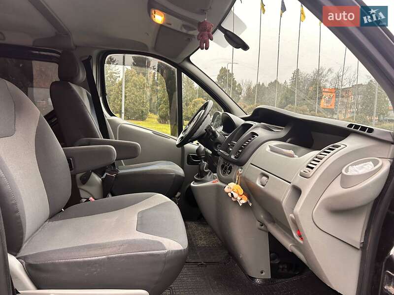 Минивэн Renault Trafic 2012 в Бурштыне фото 6 Минивэн Renault Trafic 2012 в Бурштыне