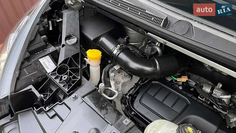 Мінівен Renault Trafic 2018 в Києві