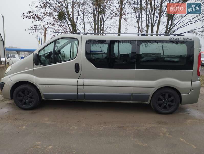 Минивэн Renault Trafic 2011 в Ровно фото 3 Минивэн Renault Trafic 2011 в Ровно