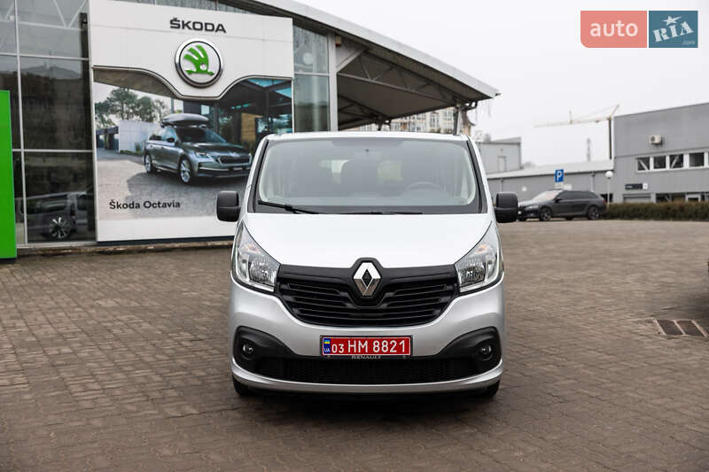 Минивэн Renault Trafic 2017 в Луцке