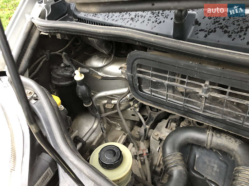 Мінівен Renault Trafic 2007 в Кам'янці