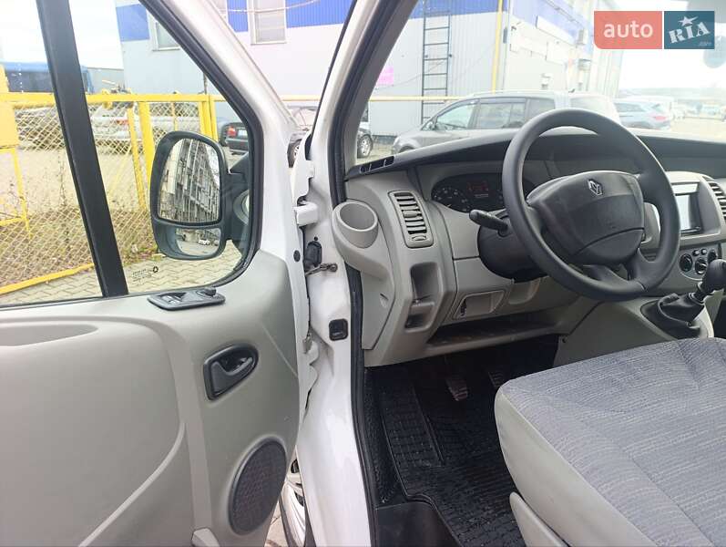 Минивэн Renault Trafic 2010 в Черновцах