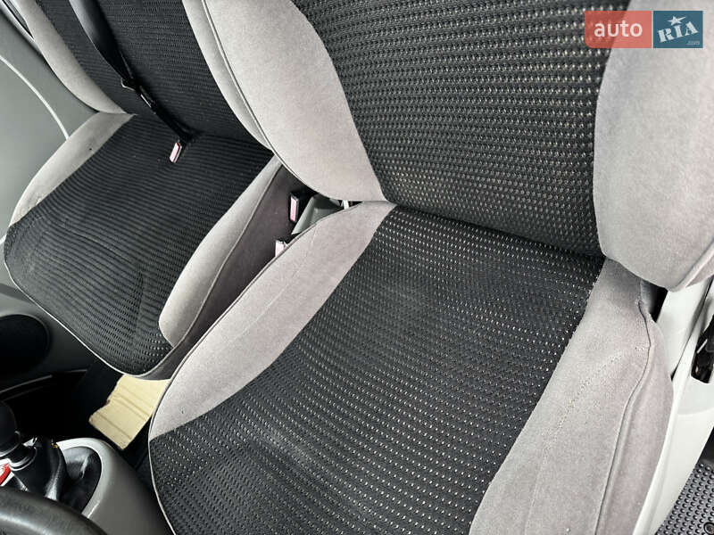 Минивэн Renault Trafic 2004 в Виннице