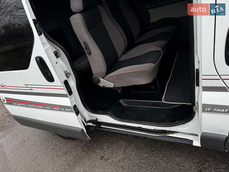 Минивэн Renault Trafic 2004 в Виннице