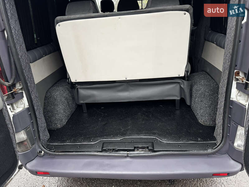 Минивэн Renault Trafic 2004 в Виннице