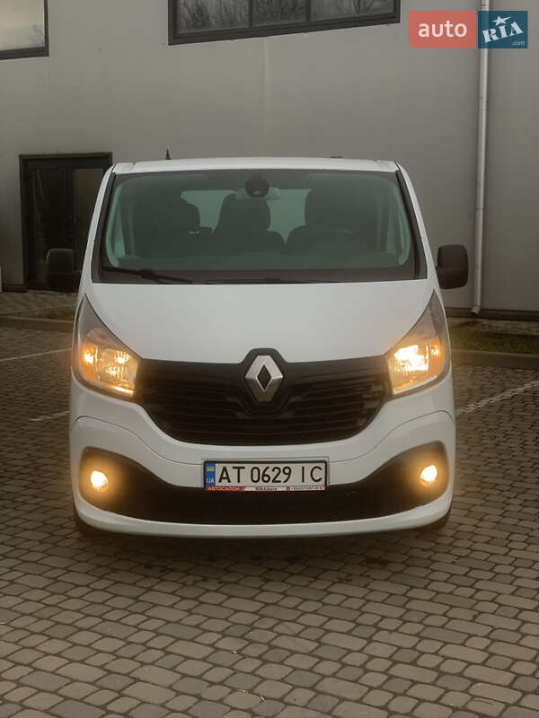 Минивэн Renault Trafic 2015 в Ивано-Франковске фото 4 Минивэн Renault Trafic 2015 в Ивано-Франковске