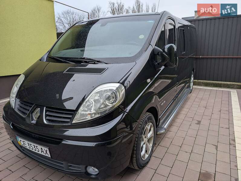 Минивэн Renault Trafic 2007 в Кицмани фото Минивэн Renault Trafic 2007 в Кицмани
