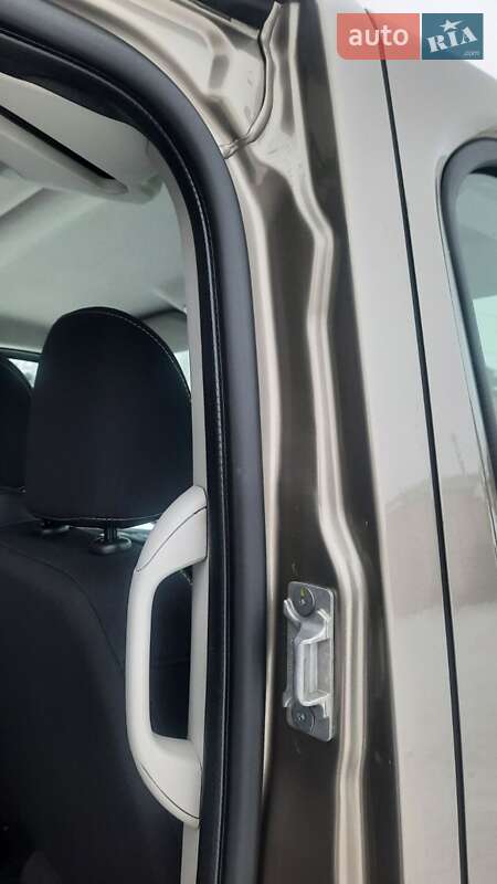 Минивэн Renault Trafic 2019 в Калуше