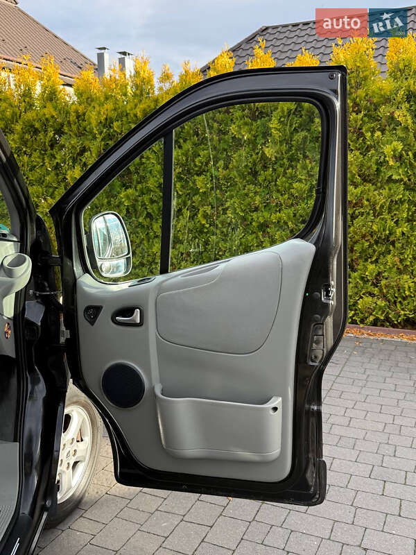 Мінівен Renault Trafic 2014 в Стрию фото 38 Мінівен Renault Trafic 2014 в Стрию