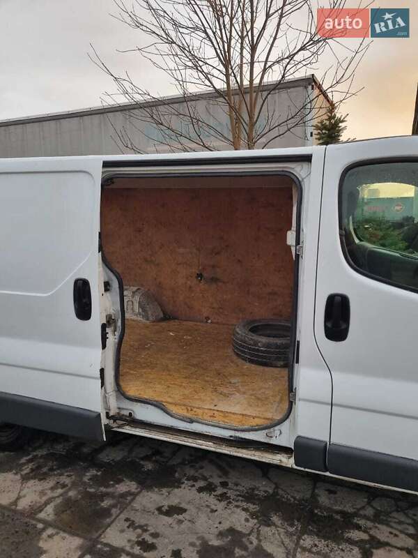 Микроавтобус грузовой (до 3,5т) Renault Trafic 2008 в Луцке фото 2 Микроавтобус грузовой (до 3,5т) Renault Trafic 2008 в Луцке
