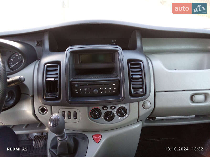 Грузовой фургон Renault Trafic 2012 в Львове
