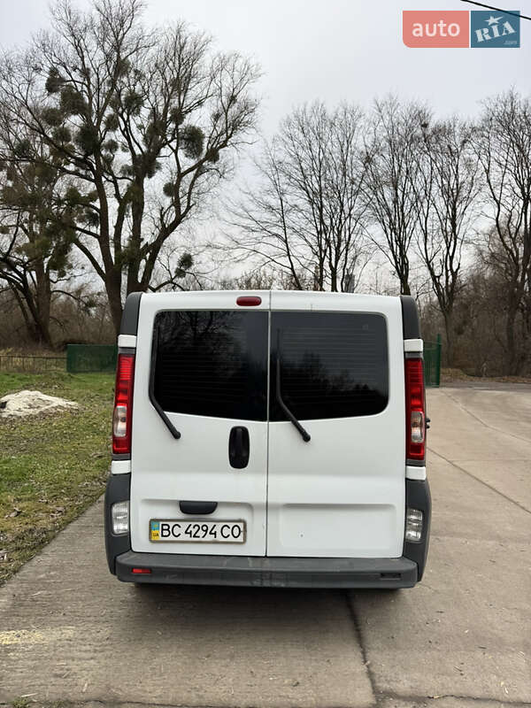 Минивэн Renault Trafic 2008 в Буске фото 14 Минивэн Renault Trafic 2008 в Буске