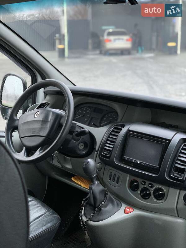 Минивэн Renault Trafic 2007 в Запорожье фото 6 Минивэн Renault Trafic 2007 в Запорожье