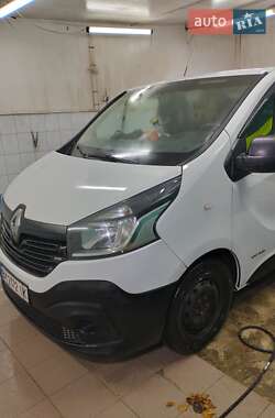 Вантажний фургон Renault Trafic 2017 в Рівному