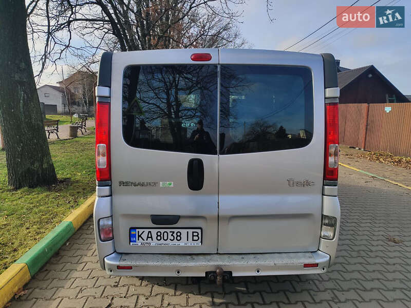 Грузопассажирский фургон Renault Trafic 2012 в Киеве фото 27 Грузопассажирский фургон Renault Trafic 2012 в Киеве