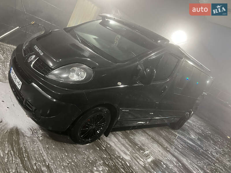 Минивэн Renault Trafic 2008 в Переяславе