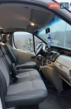 Минивэн Renault Trafic 2007 в Тячеве