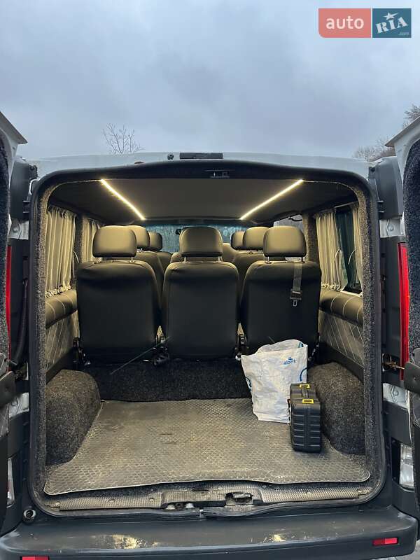 Минивэн Renault Trafic 2007 в Тячеве