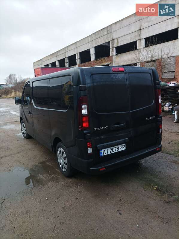 Грузовой фургон Renault Trafic 2016 в Чернигове