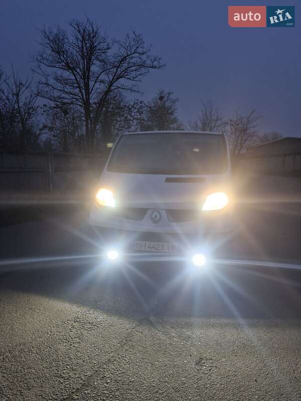 Минивэн Renault Trafic 2006 в Одессе