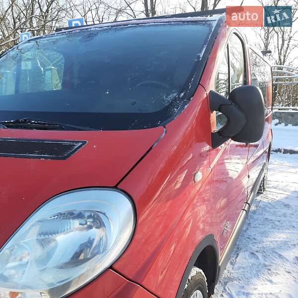 Грузопассажирский фургон Renault Trafic 2010 в Полтаве