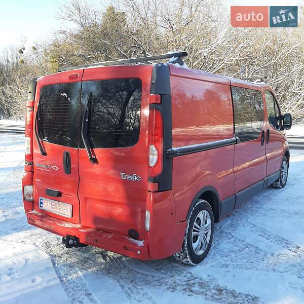Грузопассажирский фургон Renault Trafic 2010 в Полтаве