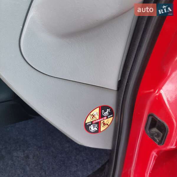 Грузопассажирский фургон Renault Trafic 2010 в Полтаве