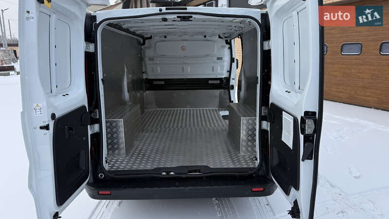 Грузовой фургон Renault Trafic 2021 в Ровно фото 8 Грузовой фургон Renault Trafic 2021 в Ровно