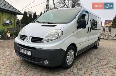 Вантажопасажирський фургон Renault Trafic 2014 в Чернівцях