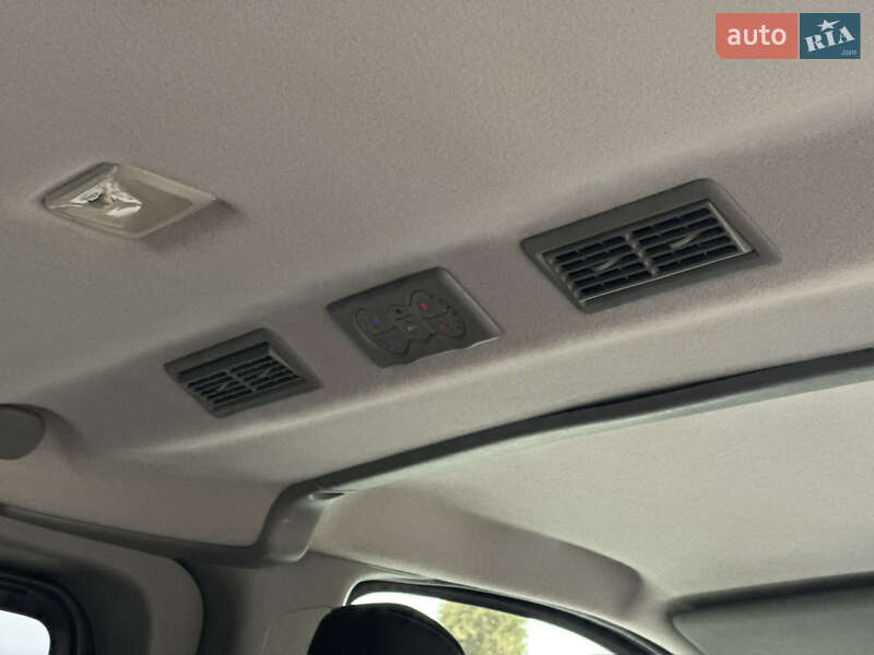 Минивэн Renault Trafic 2013 в Стрые