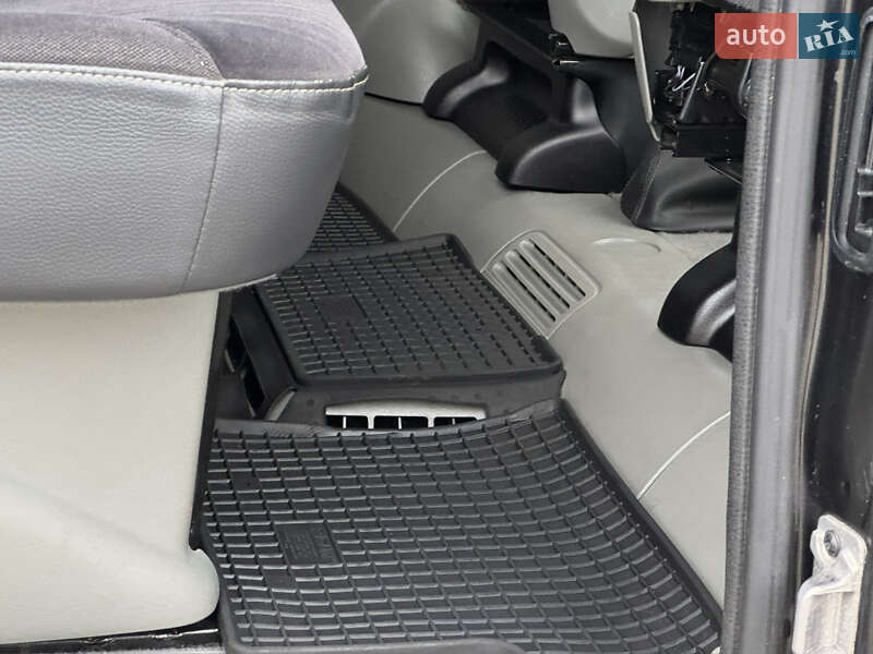 Минивэн Renault Trafic 2013 в Стрые