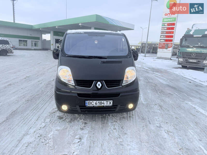 Мінівен Renault Trafic 2011 в Львові