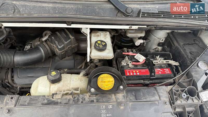 Грузовой фургон Renault Trafic 2016 в Старой Выжевке