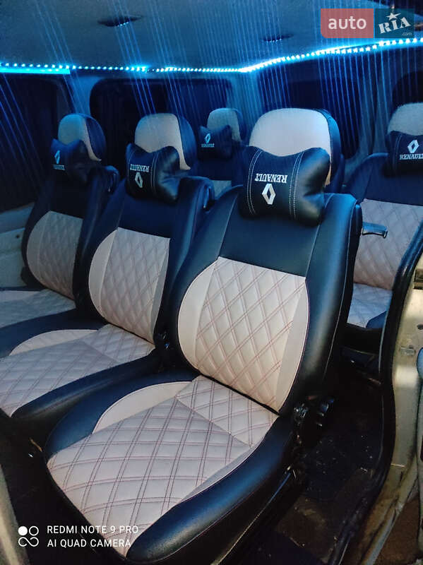 Минивэн Renault Trafic 2007 в Царичанке