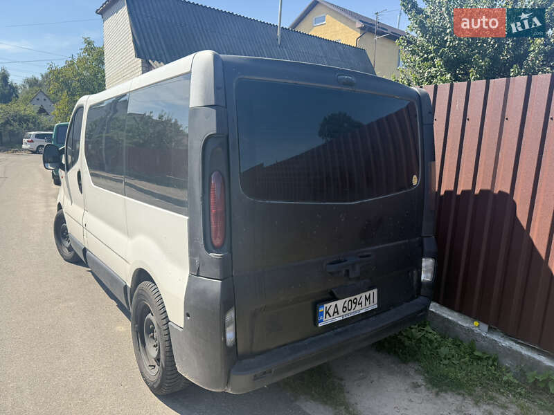 Минивэн Renault Trafic 2004 в Василькове