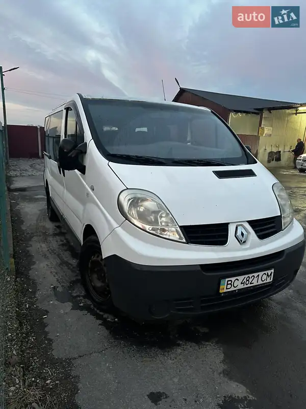 Renault Trafic 2011