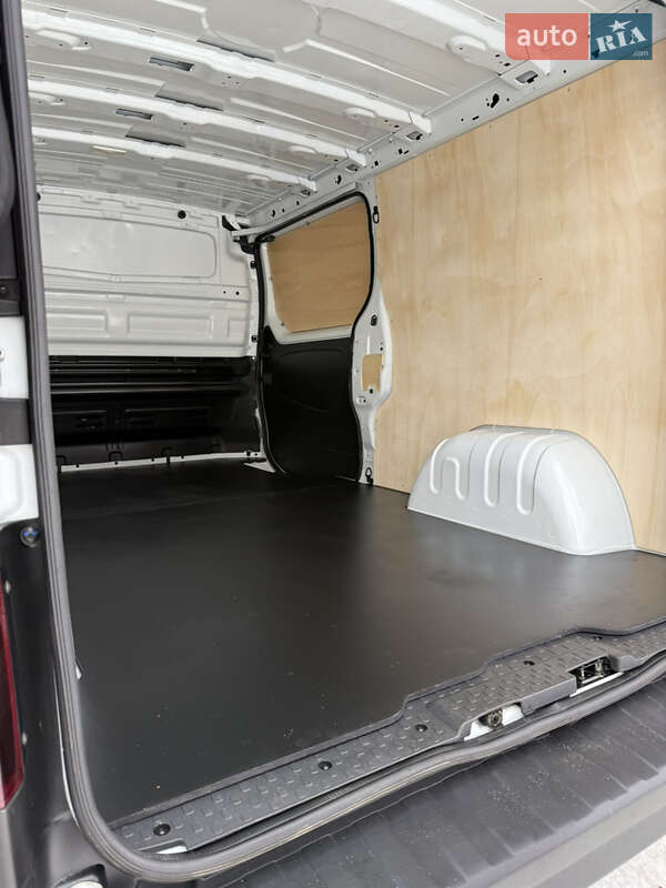 Грузовой фургон Renault Trafic 2021 в Казатине фото 49 Грузовой фургон Renault Trafic 2021 в Казатине