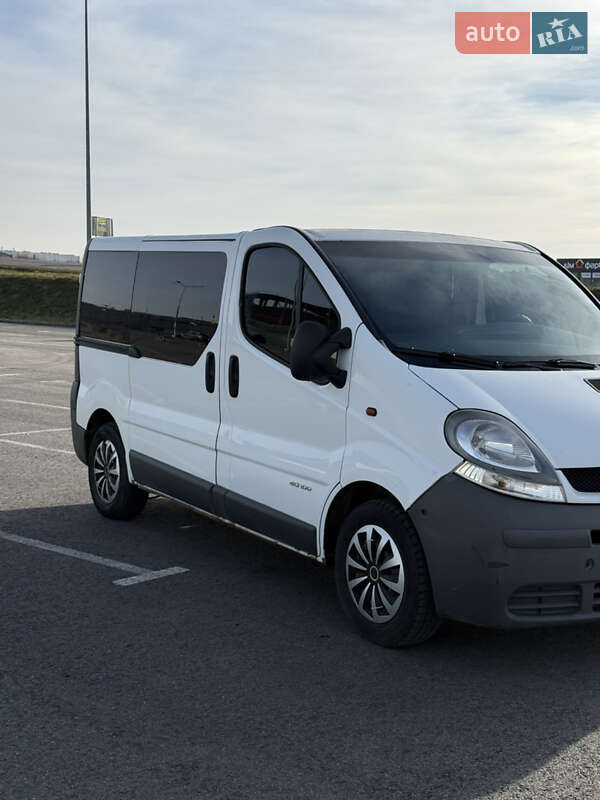 Минивэн Renault Trafic 2005 в Львове