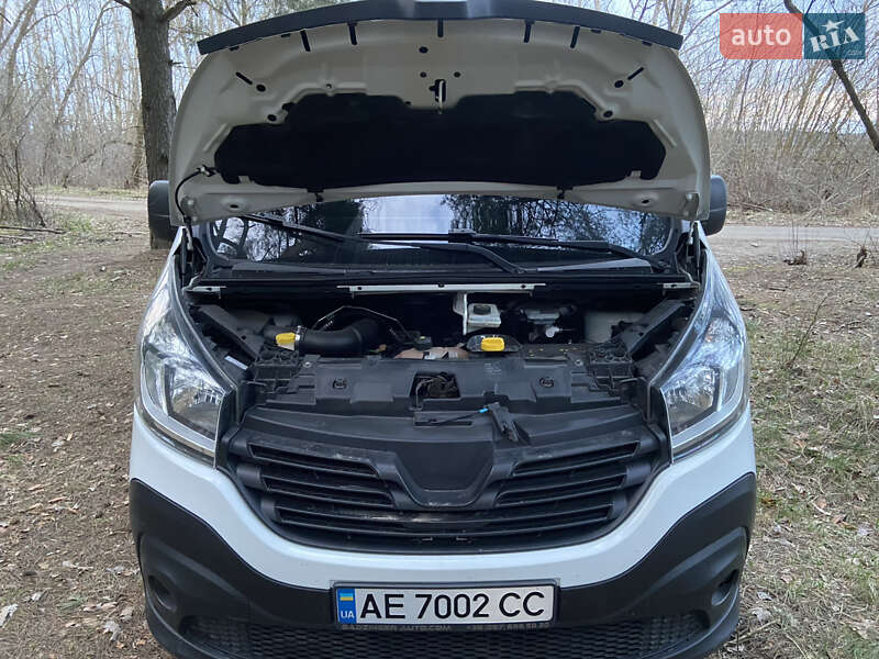 Грузовой фургон Renault Trafic 2016 в Днепре