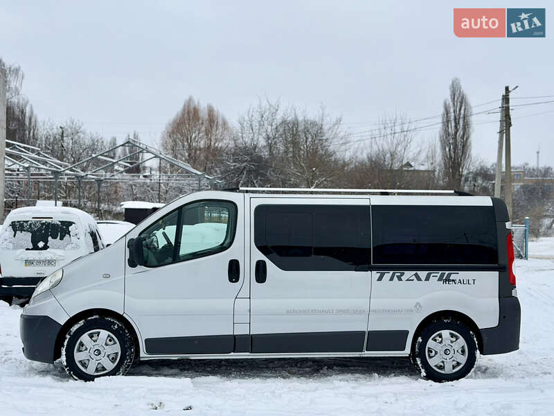 Минивэн Renault Trafic 2011 в Ровно