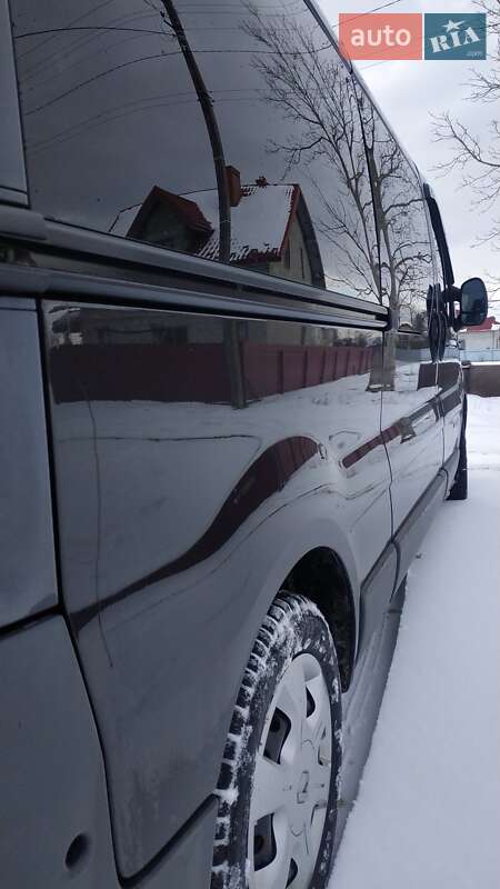 Мінівен Renault Trafic 2011 в Новояворівську