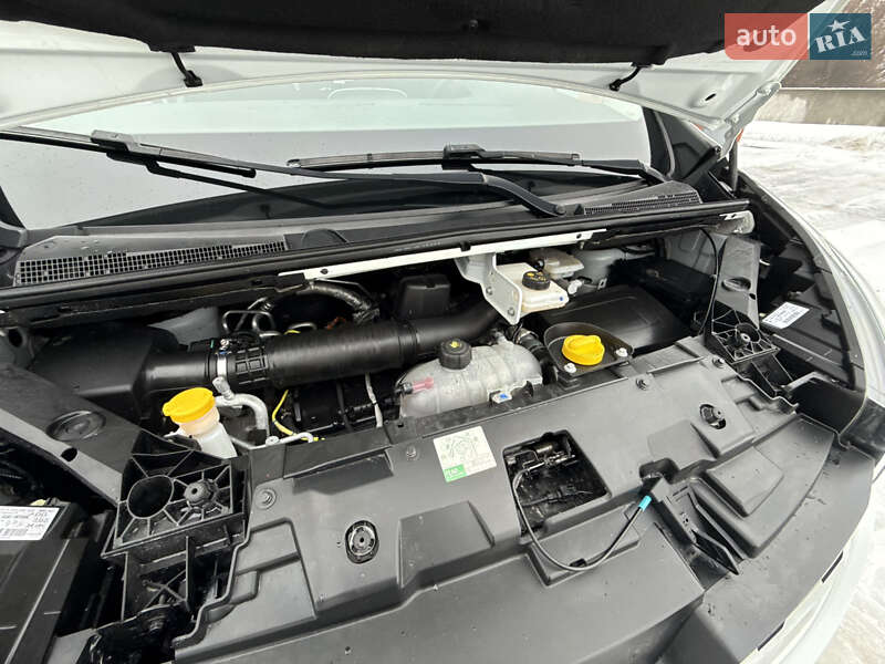 Минивэн Renault Trafic 2021 в Киеве