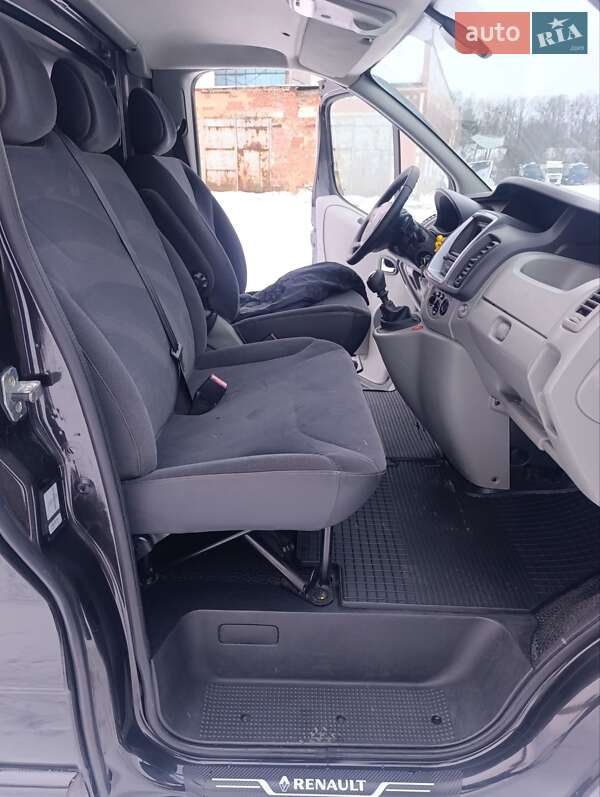 Вантажний фургон Renault Trafic 2013 в Василькові