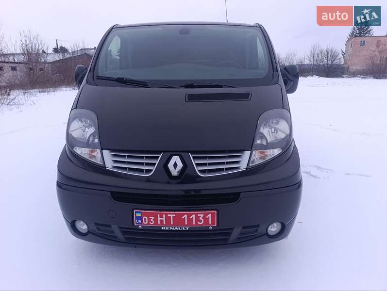Вантажний фургон Renault Trafic 2013 в Василькові