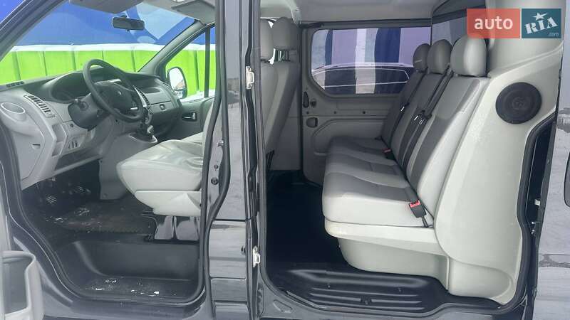 Минивэн Renault Trafic 2011 в Дубно
