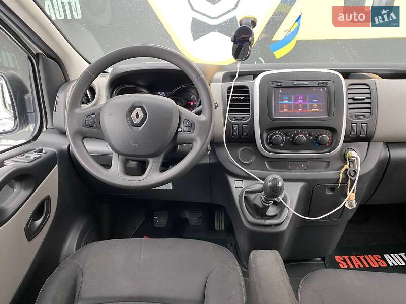Минивэн Renault Trafic 2017 в Хмельницком