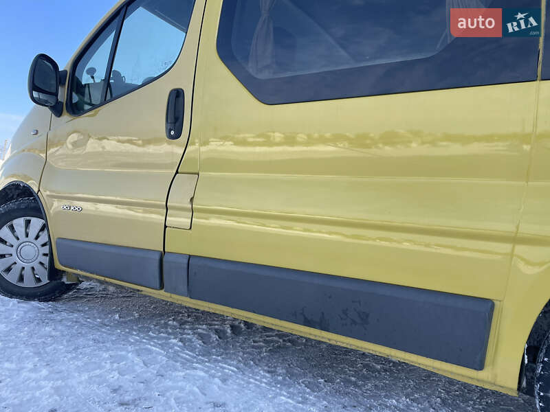 Минивэн Renault Trafic 2002 в Здолбунове