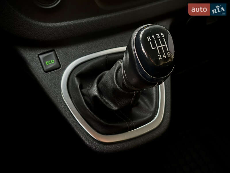 Грузовой фургон Renault Trafic 2019 в Киеве